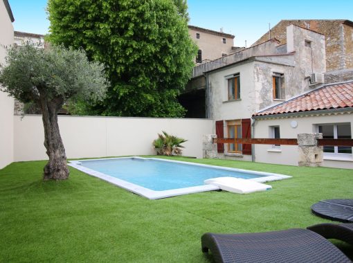 Piscine-villa-francis-accueil